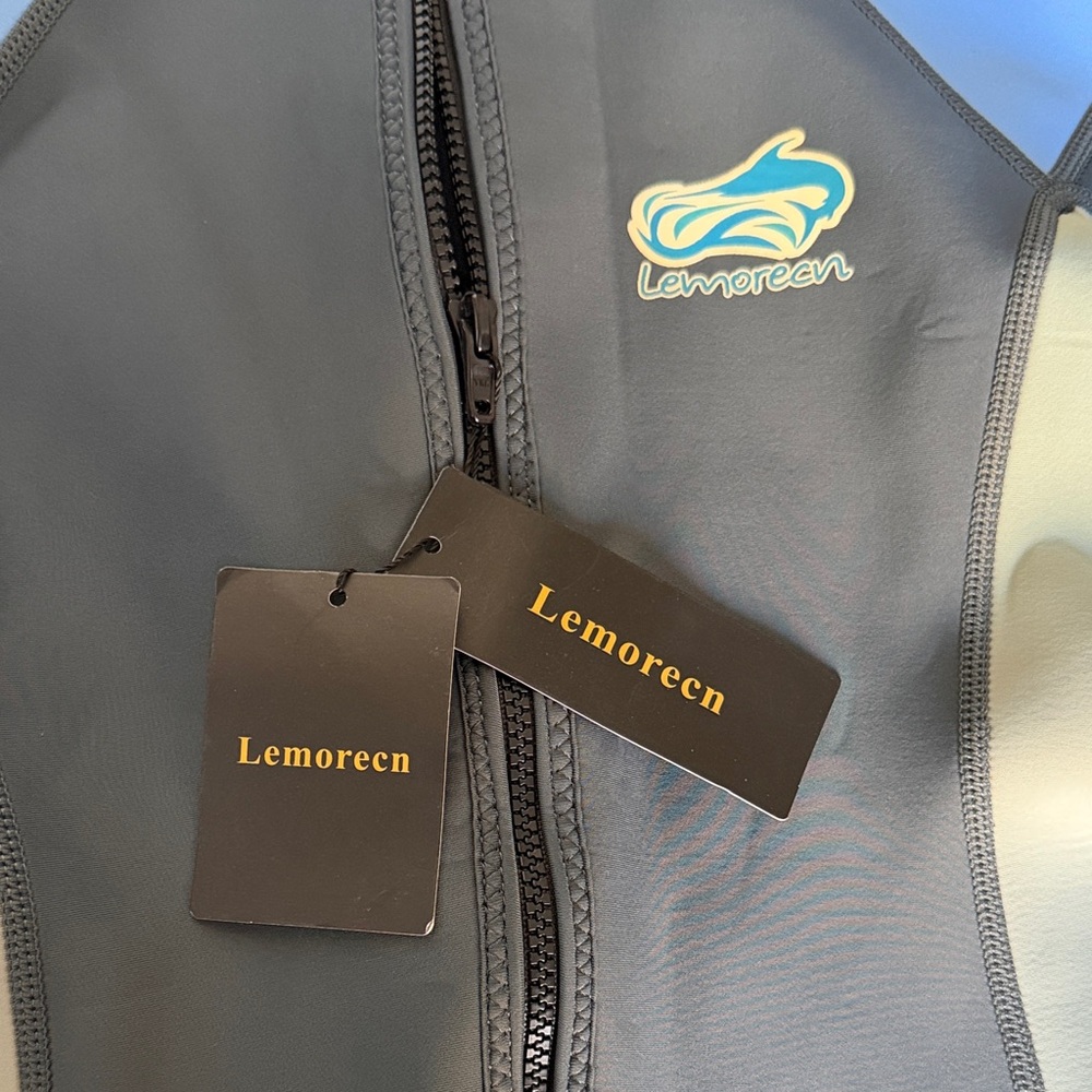 Lemorecn Neoprene Wetsuit Top Jacket Size: 4 - Picture 3 of 8
